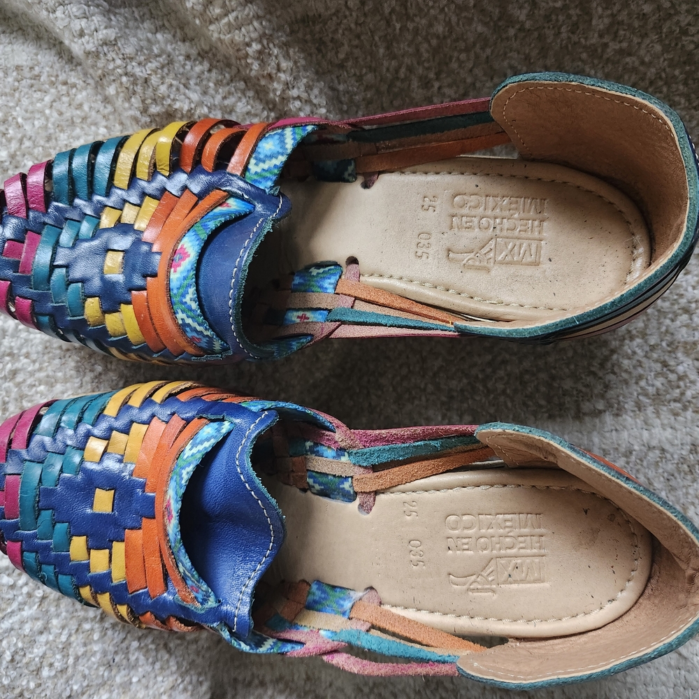 Colorful Woven Wedge Sandals - Picture 4 of 6